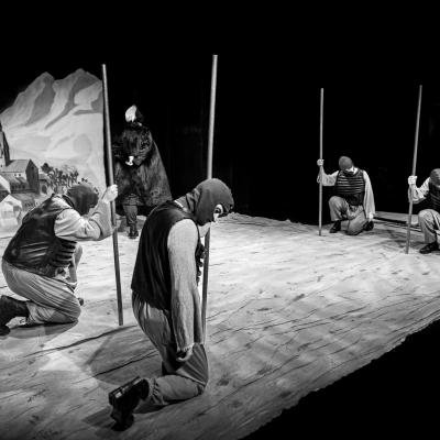 The Caucasian Chalk Circle 2023038 The Caucasian Chalk Circle 2023038